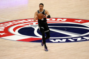 Los Kings ejercen su 'team option' sobre Haliburton