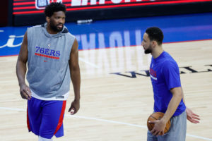 Joel Embiid define la postura de Simmons como "casi irrespetuosa"