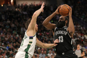 Harden: "No planeo marcharme. Quiero ganar un campeonato"