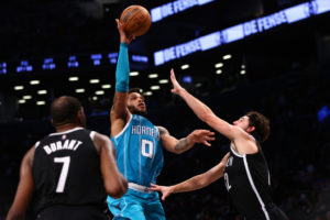Charlotte acaba con los Nets y pone el 3-0 en su casillero