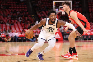 Utah vence en Houston para quedarse como único invicto de la temporada