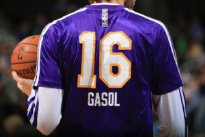 Los Angeles Lakers retirarán el dorsal '16' de Pau Gasol