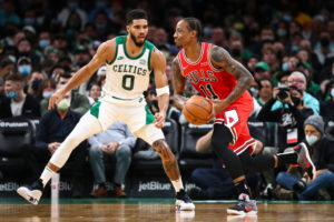 Chicago hurga en la herida de Boston con 37 puntos de DeRozan
