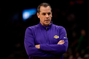 Frank Vogel, en el punto de mira