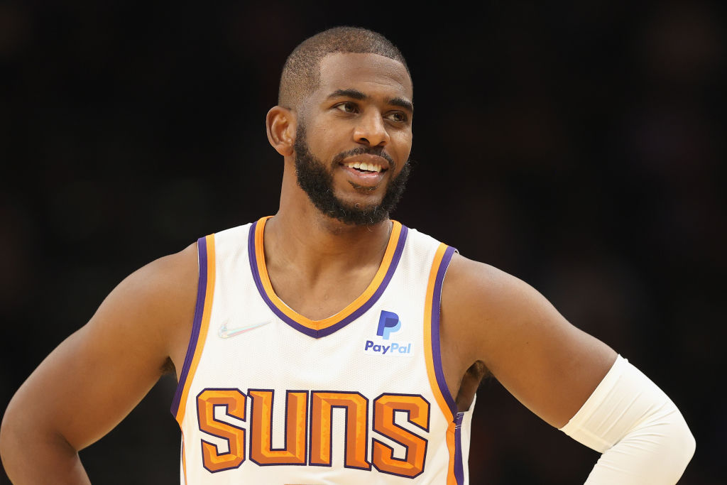 Un decisivo Chris Paul guía la novena victoria consecutiva de Phoenix