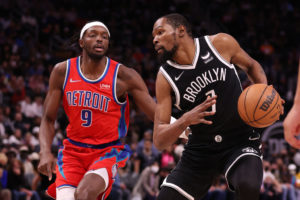 Brooklyn vence con lo justo a los Pistons