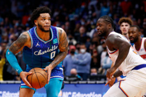 Charlotte ahonda en la crisis de los Knicks