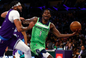Minnesota aplasta a los Lakers en el Staples