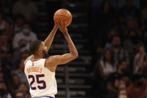 Phoenix vence a Dallas y suma ya 11 victorias consecutivas