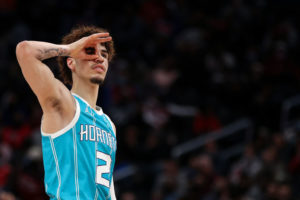 LaMelo Ball dirige el triunfo de Charlotte en Washington