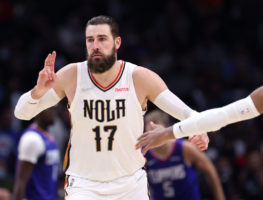 Jonas Valanciunas aplasta a los Clippers con 39 puntos