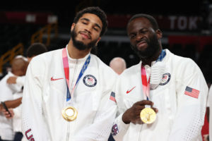 Draymond Green y Jayson Tatum entran en el protocolo sanitario