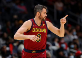 'Vintage' Kevin Love pone fin a una racha de 20 derrotas seguidas en Miami