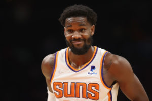 Nada afecta a DeAndre Ayton y su evolución personal