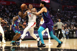 Serge Ibaka antepone su profesionalidad a los minutos