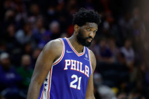 Joel Embiid admite que aún se está recuperando tras sufrir COVID-19