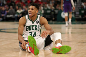 40 puntos y game-winner de Antetokounmpo ante los Hornets
