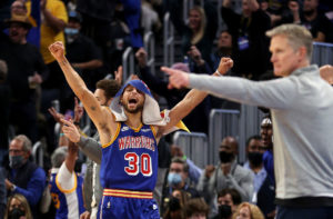 Los Warriors ponen fin a la racha triunfal de Phoenix