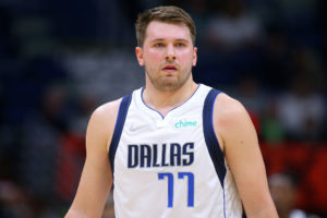 El tobillo puede obligar a Luka Doncic a parar varios partidos