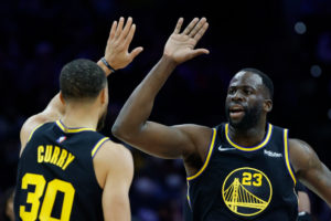Un triple-doble de Draymond Green comanda la victoria contra los Kings