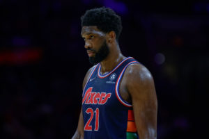 Joel Embiid impone su ley en el Garden de Boston con 41 puntos