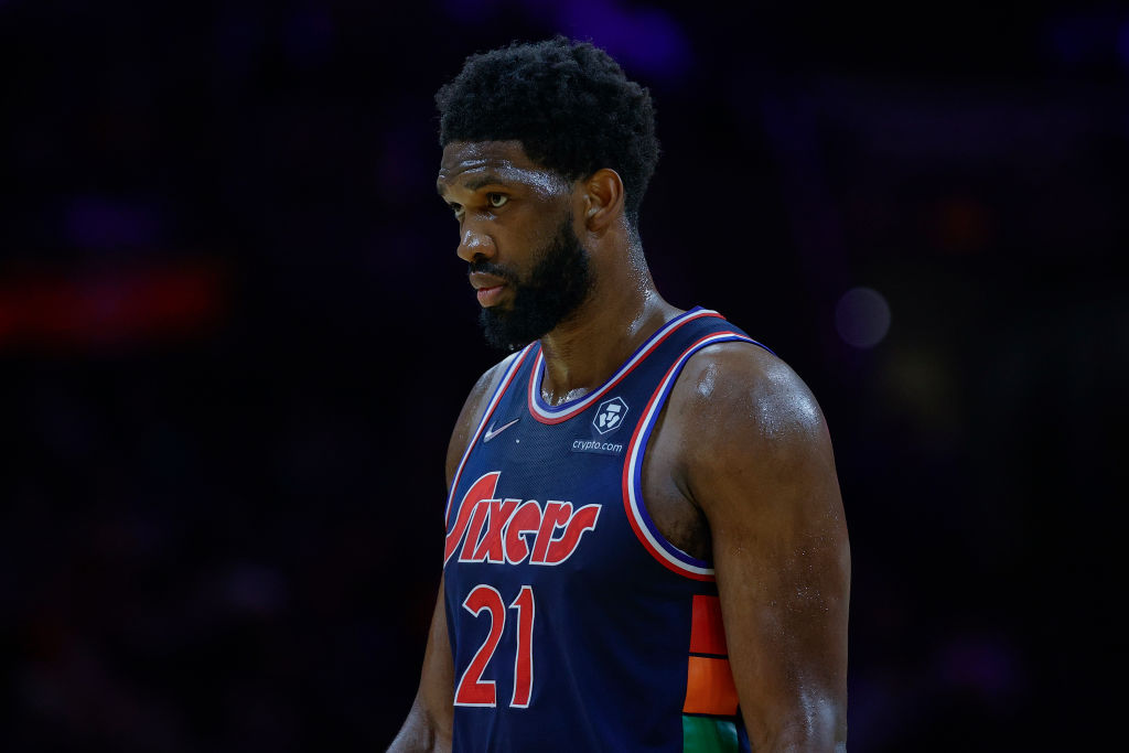 Joel Embiid impone su ley en el Garden de Boston con 41 puntos