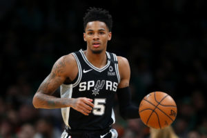 Los Spurs se llevan la victoria en otro final apretado para los Celtics