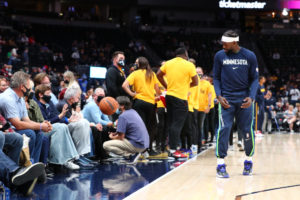 Minnesota Timberwolves endurece sus normas con el público no vacunado