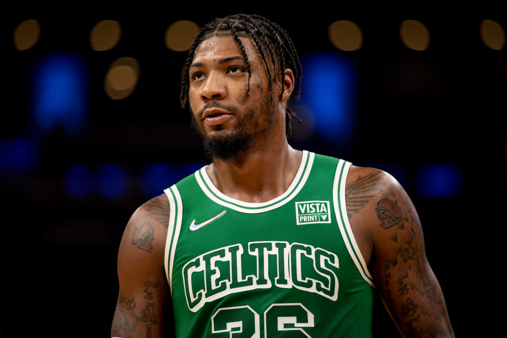 Marcus Smart revela que lleva cuatro años jugando con cristales en su mano