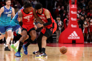 Los Rockets suspenden con un partido a Kevin Porter Jr. y Christian Wood