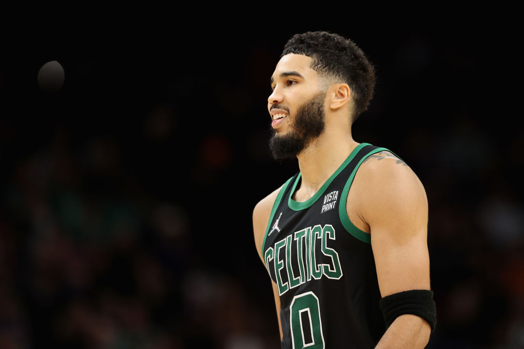 Jayson Tatum brilla en Washington con 51 puntos para igualar a Larry Bird