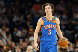 Josh Giddey se convierte en el jugador más joven en lograr un triple-doble