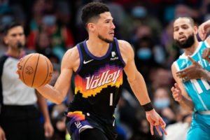 Phoenix pasa por encima de los Hornets