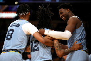 Memphis saca el rodillo ante unos Bulls bajo mínimos
