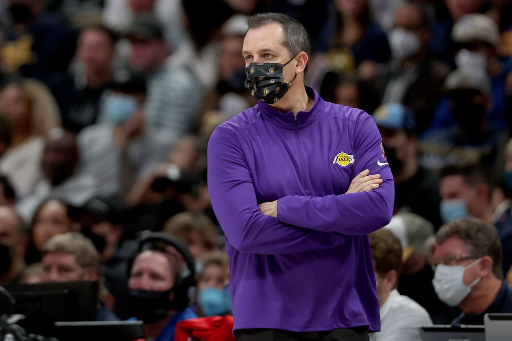 El puesto de Frank Vogel vuelve a correr peligro