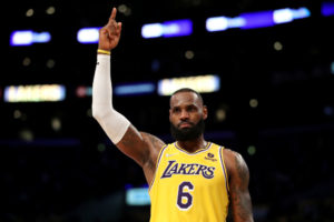 LeBron James lidera las votaciones para el All-Star Game