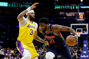 Los 76ers se imponen a los Lakers en ausencia de LeBron