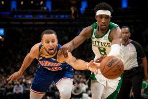 Los Jazz muestran interés en Josh Richardson