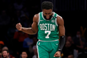 Boston se coloca 10 victorias por encima del 50%