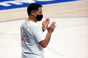 Mark Cuban aplaude la rutina de trabajo de Luka Doncic