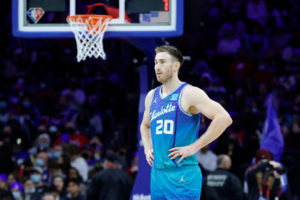 Gordon Hayward, baja indefinida por una lesión de ligamentos en el tobillo