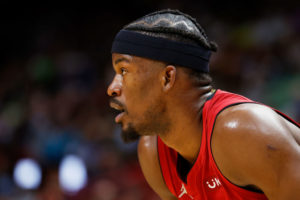 Butler fue suficiente para que Miami se llevase una victoria de Charlotte
