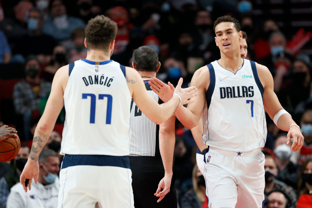 Dallas impone su ley con una gran remontada ante Warriors