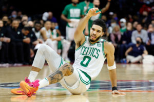 Jayson Tatum cuestiona el método de selección para los All-NBA Team que le costó 30 millones