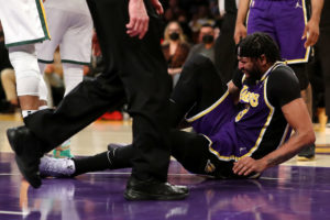Los Lakers estarán al menos un mes sin Anthony Davis