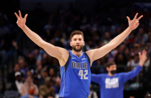 Los Mavericks se hacen fuertes en el American Airlines Center