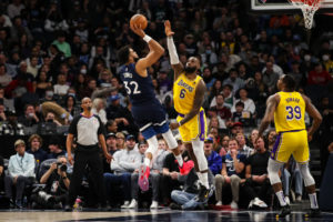 Towns y Edwards acaban con los Lakers