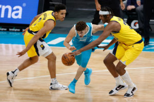 Los Pacers podrían poner en el mercado a Turner y Brogdon
