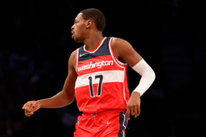 Los Washington Wizards cortan a Joel Ayayi
