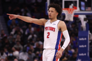 Detroit pasa por encima de unos cansados Hawks